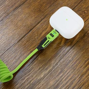 Preview: 4 câbles spirales 4 en 1, 65 W, USB-C vers USB-C avec adaptateurs USB-A et Lightning – câbles de chargement multi-connecteurs pour smartphones et ordinateurs portables Preview: 4 câbles spirales 4 en 1, 65 W, USB-C vers USB-C avec adaptateurs USB-A et Lightning – câbles de chargement multi-connecteurs pour smartphones et ordinateurs portables