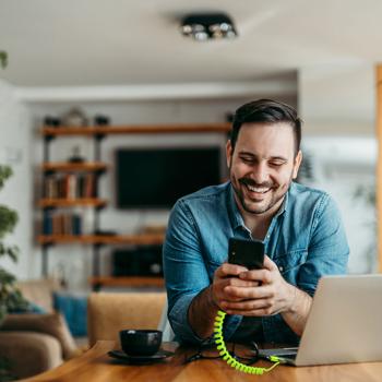 Preview: Cavo di ricarica a spirale 4-in-1 65W, USB-C su USB-C con adattatori per USB-A e Lightning - Cavo di ricarica multi per tutti gli smartphone e laptop