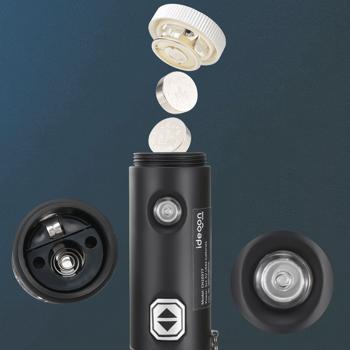 Preview: Parapluie pliant avec lampe de poche LED intégrée, Ø 105 cm – votre allié parfait contre la pluie et l’obscurité  – noir