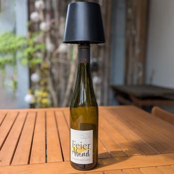 Preview: Akku-Flaschenlampe, schwarz, Ø18x11,5cm: Kabellose LED-Tischleuchte für stimmungsvolle Abende, Dimmbar, portabel & modern