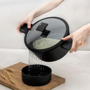 Preview: Set di cottura design incl. sottopentola, alluminio, 10 pezzi, rivestimento antiaderente al titanio, nero opaco, adatto a tutti i tipi di piano cottura