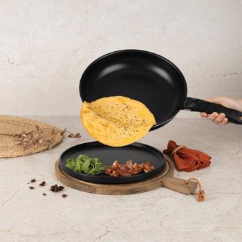 Preview: 5 pan cooking set with titanium coating, elegant matt black - Forged aluminum, smart lids & glass lid, durable & robust