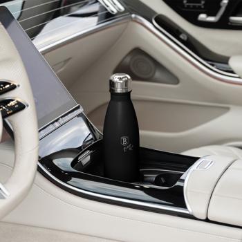 Preview: Hochwertige 0,5L Edelstahl Thermosflasche in matt-schwarz: Für heiße & kalte Getränke, auslaufsicher, doppelwandig & ein stilvoller Begleiter für unterwegs