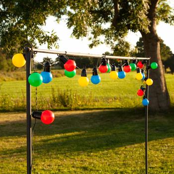 Preview: Suggestiva catena luminosa a LED a 4 colori con 20 lampadine, circa 4 m, IP44: ghirlanda di luci colorate - ideale per giardino, balcone e feste