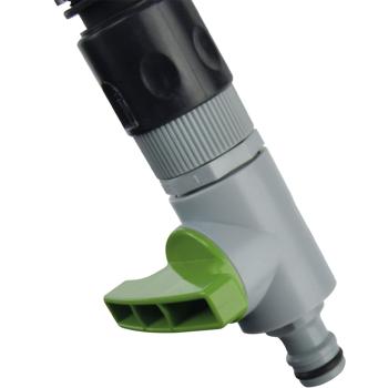 Preview: Mobile rechargeable submersible pump for rain barrels: Convenient garden irrigation without power connection, powerful, light & versatile, for every garden