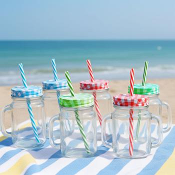 Retro drinking glasses with colorful lid, handle and straw: a set of 6 for lemonade, iced tea, cocktails & smoothies - vintage style