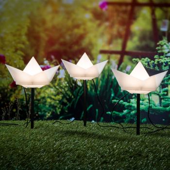 Preview: set of 2 solar decorative lights 3 paper boats (white): 28.5 cm high, incl. ground spike - decorative boat-shaped solar lamps for atmospheric lighting