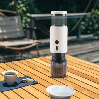 Preview: Portable espresso machine for capsule & powder, 15 bar, white: Perfect espresso on the go, compact & easy to use, for traveling, camping & office