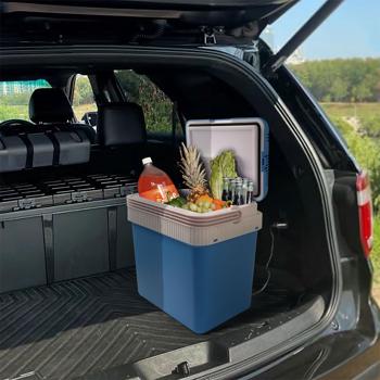 Preview: Portable 24 liter thermoelectric cool and heat box, white-blue, 12V/230V, Quiet and durable brushless motor, Ideal box for on the go