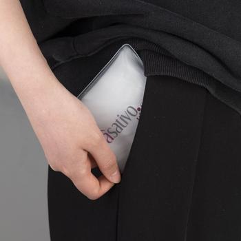 Preview: Chauffe-mains Réutilisables Lot de 12 - Chaleur Agréable & Durable 50°C - Sans Pile, Électricité - Pour Sport, Randonnée, Pêche 10x10x2cm Preview: Chauffe-mains Réutilisables Lot de 12 - Chaleur Agréable & Durable 50°C - Sans Pile, Électricité - Pour Sport, Randonnée, Pêche 10x10x2cm