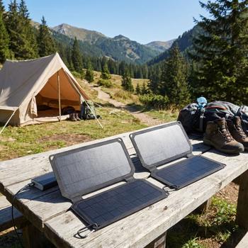 Set da 2 pannelli solari mobili pieghevoli da 10W, USB‑C: energia efficiente con 2 celle solari monocristalline – ideale per outdoor, escursioni e campeggio