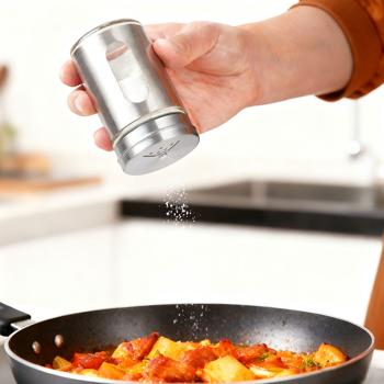Preview: Edler Gewürzstreuer Edelstahl mit Sichtfenster 94ml Vorratsdose für Gewürze Kräuter Salz Pfeffer Streuer mit 3 verstellbaren Lochgrössen