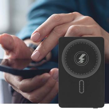 Preview: Powerbank MagSafe 5000 mAh – 15W Kabelloses Laden und 20W USB-C Anschluss, kompakter Akku mit LED-Anzeige für iPhone 15/14/13/12