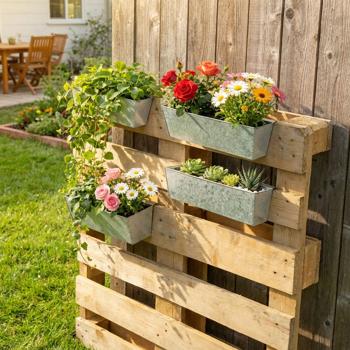 Set of 4 premium planter boxes for Euro pallets with galvanized metal hanging rail, pallet insert & balcony box for railings up to 2.5 cm wide, silver