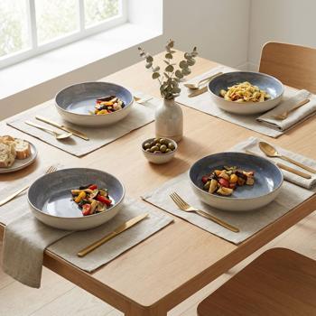 Set di 4 piatti piani Ø22,5 x 5 cm in robusto gres, colore sabbia/blu – piatti per portate principali & snack. Perfetti per la tavola da pranzo moderna