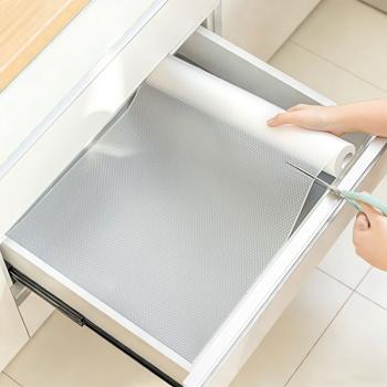 Preview: Set di 8 tappetini antiscivolo per cassetti 50 x 150 cm – Versatili tappetini interni per frigorifero, camper e cucina – Ritagliabili, senza BPA, antiscivolo