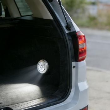 Preview: Set da 3 luminose lampade LED sottopensile con touch-control, luci da armadio a batteria, autoadesive – push‑lights senza cavo per armadi