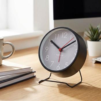 Preview: Lautloser Analoger Wecker in Schwarz – Kompakter Retro Tischwecker ohne Ticken, Modernes Design, Grau-Analog-Zifferblatt, Quartz Uhr