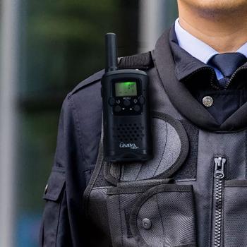 Preview: Walkie Talkie, set of 4 PMR radios with VOX, flashlight, 10km range, 8 channels, for adventure, camping and hiking, for adults and children