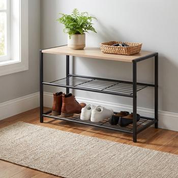 Étagère à chaussures en métal avec 2 niveaux en grille et plateau décor bois – étagère à chaussures compacte 63 x 30 x 43 cm, organiseur stable pour couloir, entrée et vestiaire