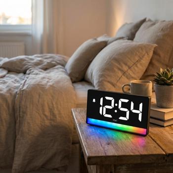 Preview: Modern digital alarm clock with mood light: LED light alarm clock with USB charging function, 6 colour gradients, 8 constant colours, dimmable – mains operation & batteries