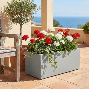 Preview: Blumentopf Rechteckig 58cm in Beton-Grau, Pflanzkasten 35L aus Kunststoff für Innen & Aussen, Frostsicher & UV-Beständig, Leichtgewicht