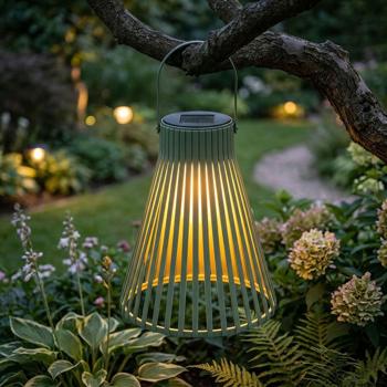 Decorative LED solar lantern for outdoor use, modern green garden lantern with handle, solar lamp with slat design for balcony & terrace