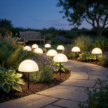 Stilvolle Solar-Leuchten im 10er-Set mit Farbwechsel und warmweissem LED-Licht - LED Solarlampen für Garten, Balkon, Terrasse & Party