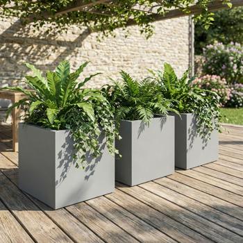 Lot de 3 pots de fleurs carrés 38 cm gris béton, bac de plantation 25L en plastique pour intérieur & extérieur, résistant au gel & aux UV, poids léger