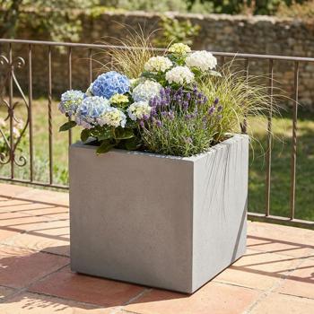 Preview: 3er-Set Blumentopf Quadratisch 38cm in Beton-Grau, Pflanzkasten 25L aus Kunststoff für Innen & Aussen, Frostsicher & UV-Beständig, Leichtgewicht