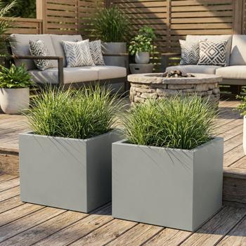 Lot de 2 pots de fleurs carrés 58 cm gris béton, jardinière 91 L en plastique pour intérieur & extérieur, résistant au gel & aux UV, poids léger