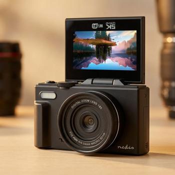 Digital 4K photo camera – professional vlogging camera with WiFi, flip screen & 75 MP, compact vlog camera for holidays & YouTube, black