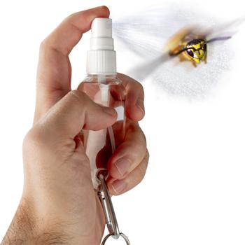 Preview: Wasp repellent spray bottle set of 3 with carabiner & 65 cm retractable clip – natural wasp deterrence without chemicals using water for on the go
