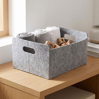 Preview: Panier de rangement en feutrine gris – assistant pratique pour l’ordre avec poignées robustes – boîte de rangement polyvalente pour étagères et armoires – 25x31x15 cm