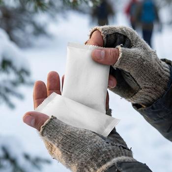 Preview: Disposable hand warmers, 2 pairs, self-heating heat pads activated by air contact, up to 8 h warmth and up to 55 °C, without electricity, for winter sports and outdoor use