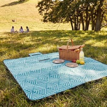 Preview: Couverture de pique‑nique turquoise (150x130 cm), imperméable – Légère, pliable & idéale pour le jardin, le parc, la plage, le camping et les vacances en déplacement