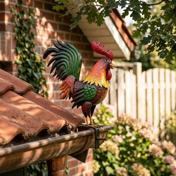Preview: Figure coq pour gouttière et clôture – Décoration en métal peinte à la main pour gouttière, clôture et balcon, ornement de jardin résistant aux intempéries, style maison de campagne, 30x9x44 cm