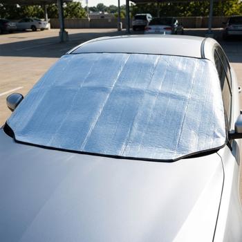 Effective passenger car front windscreen cover against heat, frost & ice – sun protection and windscreen protection for cars – practical breakdown mat