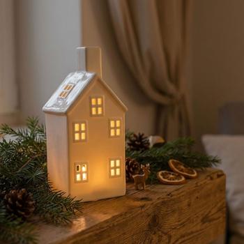 Preview: Casetta decorativa in ceramica per tealight: elegante lanterna bianco lucido come decorazione da tavola moderna e addobbo natalizio d’atmosfera