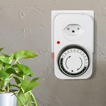 Preview: Robusto timer meccanico con protezione per bambini - Timer perfetto per controllare: illuminazione, acquario, irrigazione, luci fiabesche e molto altro.