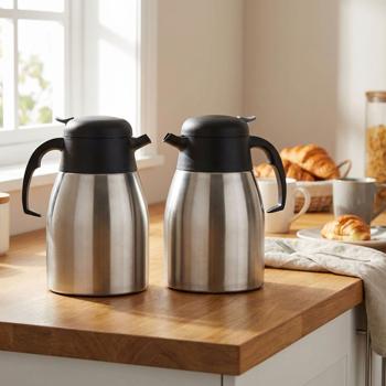 Lot de 2 Pichets Isothermes à Double Paroi en Acier Inoxydable 1,5 L - Garde Chaud/Froid 6h - Verseur Levier - Design Élégant et Robuste