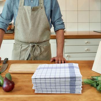 Preview: Saugstarke 10er Halb-Leinen-Geschirrtücher: 50% Leinen-50% Baumwolle, blau-weiss kariert, 70x50cm, 95°C waschbar, ÖKO-TEX – streifen- & flusenfrei