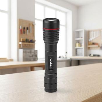 Preview: Torcia a LED, alloggiamento in metallo, IPX7, portata luminosa di 200 metri, 3,7 V, 10 W