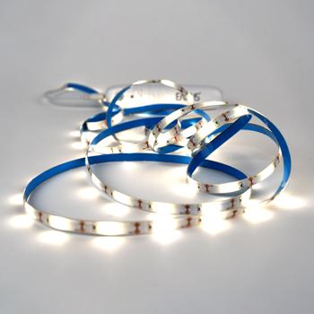 Preview: Ruban LED avec détecteur de mouvement - 3m - 90 LED blanc chaud - Éclairage indirect pour armoires, escaliers - Autoadhésif - CH4319