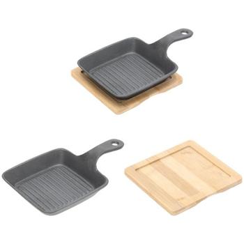 Preview: Quadratische Servierpfanne aus Gusseisen, 2 Henkel, Bambusbrett als eleganter Untersetzer, Ø 15cm, flache Pfanne für Gratin, Tapas, Curry und Fleisch