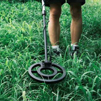 Preview: Professional metal detector, digital, waterproof, LCD display, detection of different metals, pinpointing function, depth search without interference