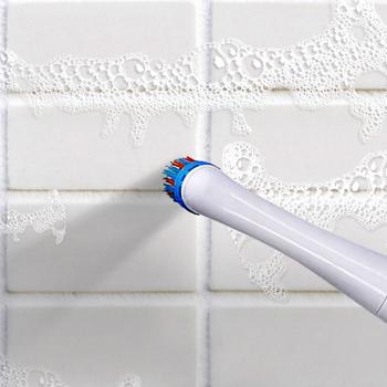 Preview: Brosse de nettoyage électrique 8000 tr/min - 4 embouts interchangeables - Fonction pulsation - Pour cuisine, salle de bain & atelier