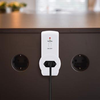 Preview: set of 3 T13 radio-controlled sockets with remote control - wireless control for devices, long range, energy-efficient & easy to operate, ideal for the home