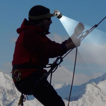 Preview: Lampe frontale à LED - Mains libres, longue durée de vie, 3 modes d‘éclairage - Bandeau réglable, IP44, 7 LED, 3 piles AAA incluses