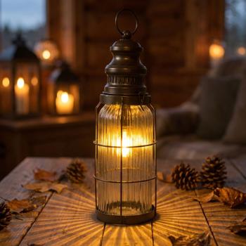 Preview: 2er-Set Stilvolle LED-Laterne im Vintage-Look, bronze-braun, H38cm – Batteriebetrieben, für nostalgische Beleuchtung im Industrial-Design